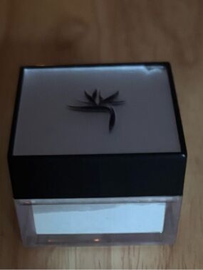 Beauty Society Haze Translucent Powder